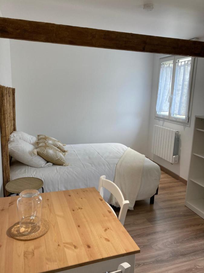Appart'Hotel Saint Patrice 贝叶 外观 照片